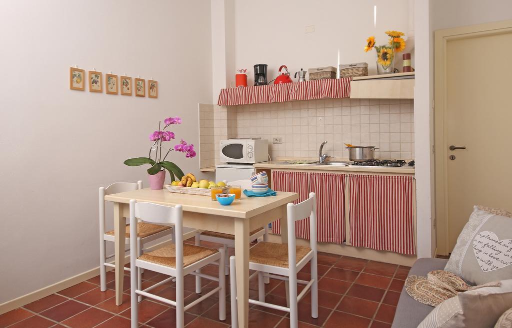 مانربا ديل جاردا Residence Il Melograno المظهر الخارجي الصورة